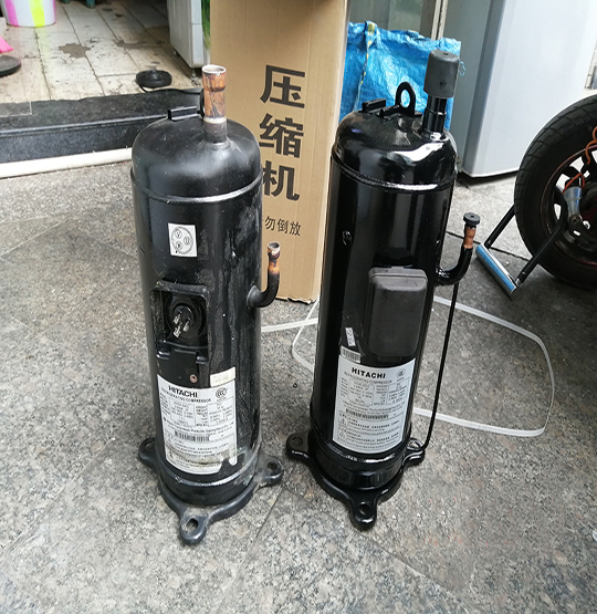 新荣中央空调压缩机的更换维修